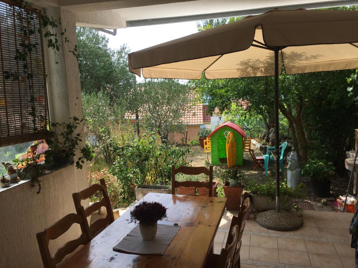 Apartman I Sobe Marijana ラブ エクステリア 写真