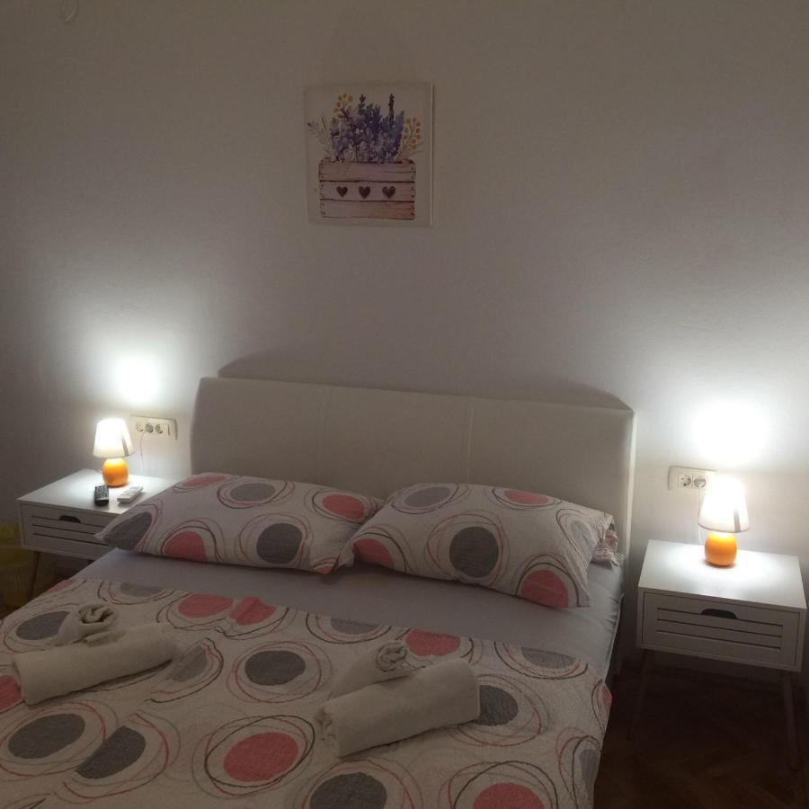 Apartman I Sobe Marijana ラブ エクステリア 写真